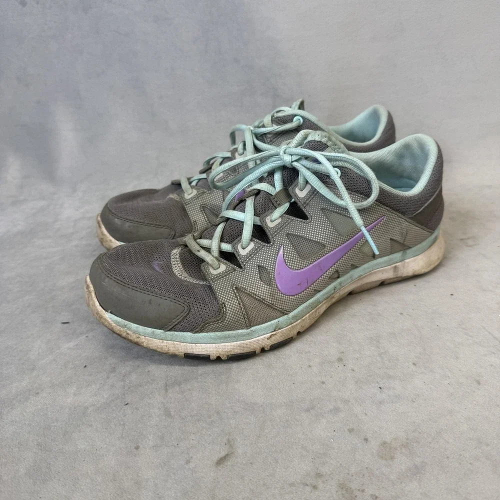 Nike Training Shoes Womens Size 9.5 Gray‎ Purple Teal Running Sneakers